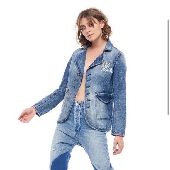 NWT FREE PEOPLE Sandrine Rose Chateau
Tres Cool Denim Blazer Jacket Small - Picture 1 of 8
